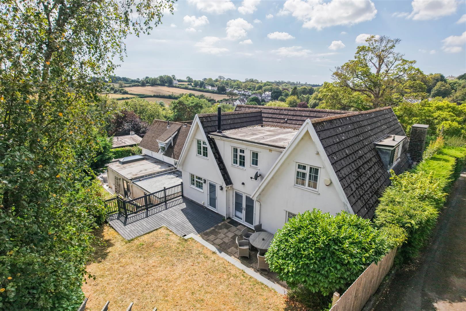 Bryn Celyn, Castle Hill, Llanblethian, Cowbridge, Vale of Glamorgan, CF71 7JB